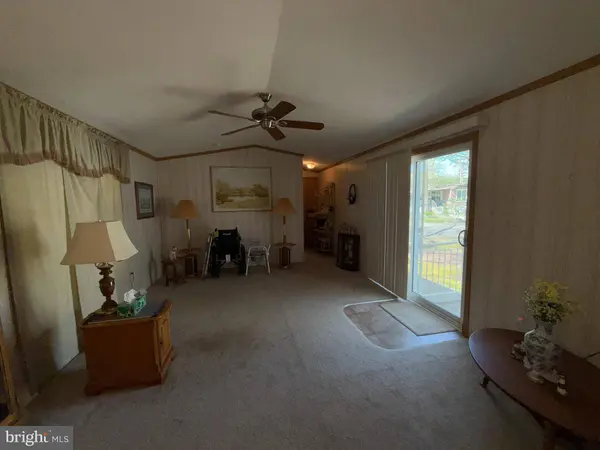 21 DOGWOOD W, Tabernacle, NJ 08088