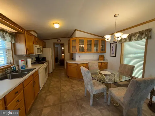 21 DOGWOOD W, Tabernacle, NJ 08088