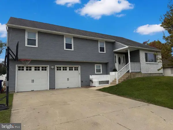 13 PELHAM RD, Marlton, NJ 08053