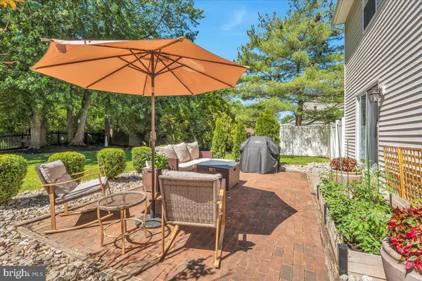 28 HEATHER DR, Marlton, NJ 08053