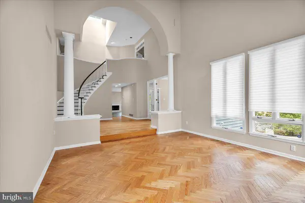 5 PROMENADE PL, Voorhees, NJ 08043