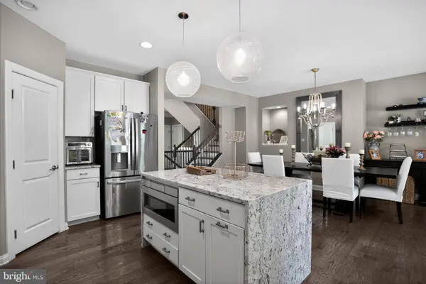 101 ISABELLE CT, Marlton, NJ 08053