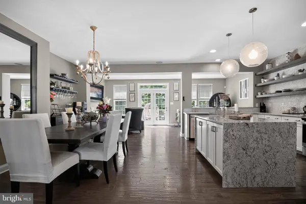 101 ISABELLE CT, Marlton, NJ 08053