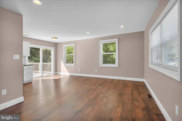 132 EDISON RD, Cherry Hill, NJ 08034
