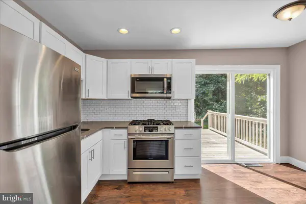 132 EDISON RD, Cherry Hill, NJ 08034