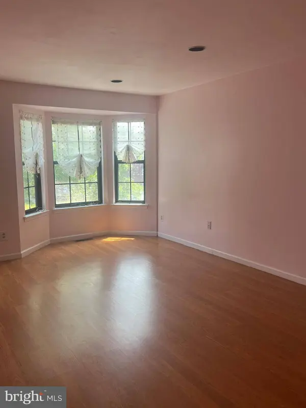 174 CROWN PRINCE DR, Marlton, NJ 08053