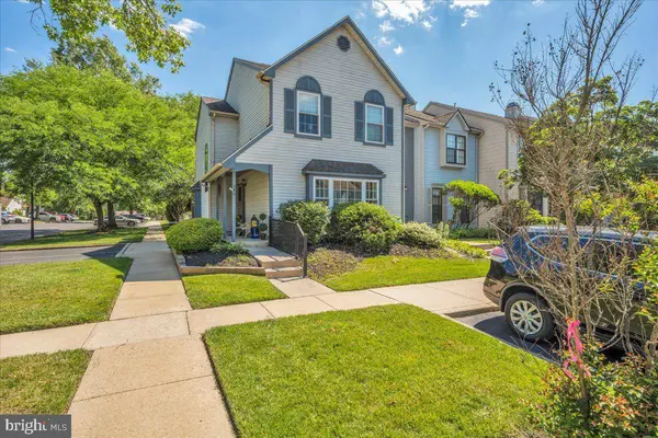 146 CROWN PRINCE DR, Marlton, NJ 08053