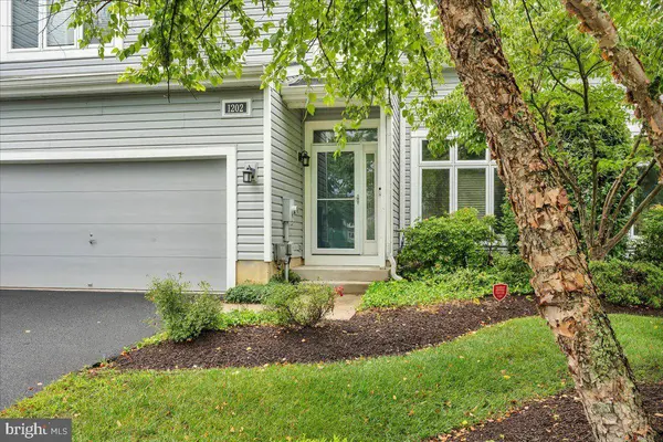 1202 CHAMPLAIN DR, Voorhees, NJ 08043