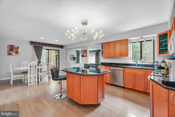 4 JOHNSON LN, Voorhees, NJ 08043