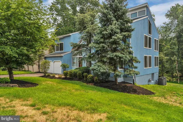 4 JOHNSON LN, Voorhees, NJ 08043