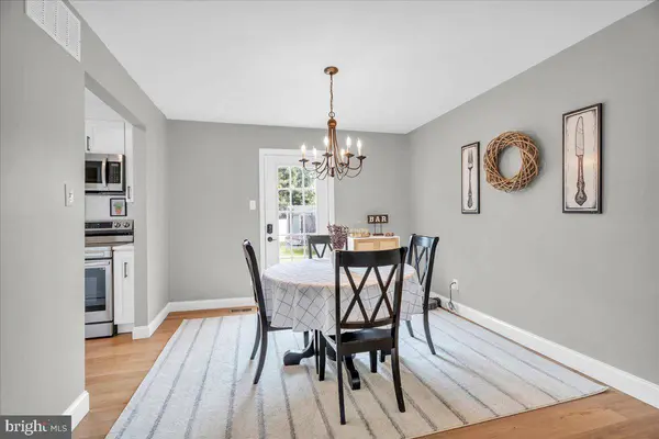 9 LANCASTER DR, Marlton, NJ 08053