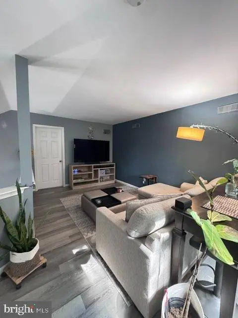147 WOODLAKE DR, Marlton, NJ 08053