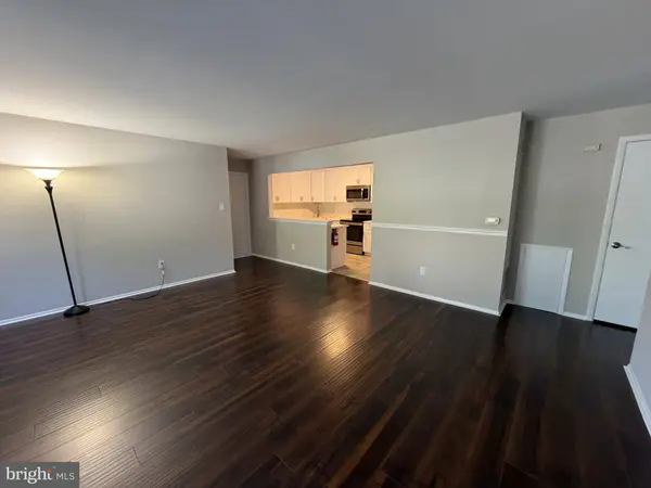 4306-A ABERDEEN DR, Mount Laurel, NJ 08054