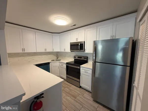 4306-A ABERDEEN DR, Mount Laurel, NJ 08054