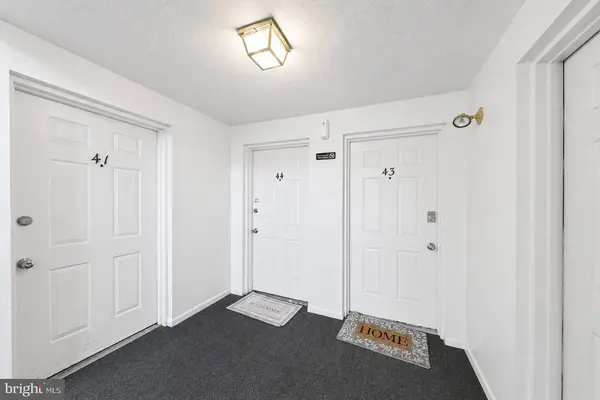 41 CRANBERRY CT, Marlton, NJ 08053
