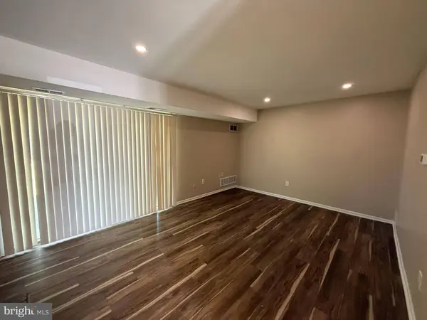 1151 GOLDEN POND CT, Voorhees, NJ 08043