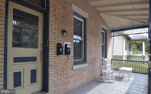 17 W SUMMIT AVE, Haddonfield, NJ 08033