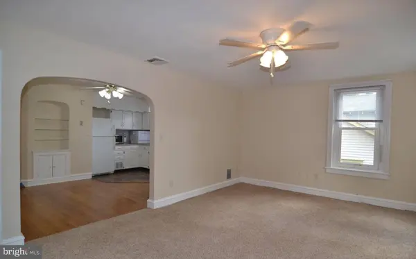17 W SUMMIT AVE, Haddonfield, NJ 08033