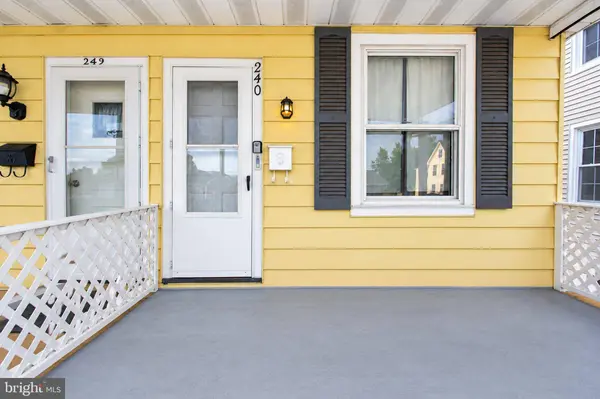 240 FILMORE ST, Riverside, NJ 08075
