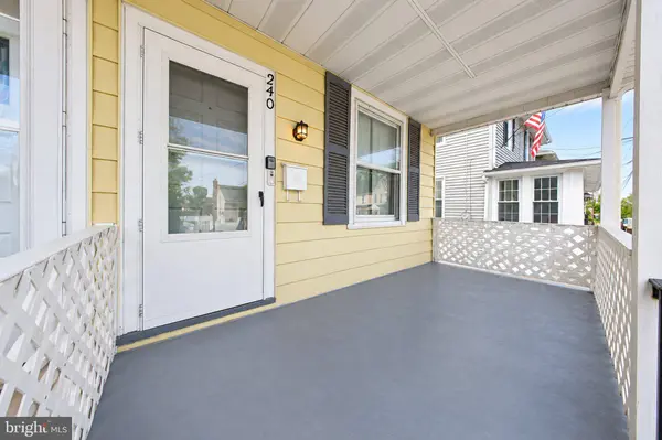 240 FILMORE ST, Riverside, NJ 08075