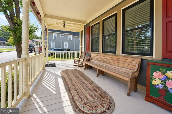 102 WEST AVE, Pitman, NJ 08071