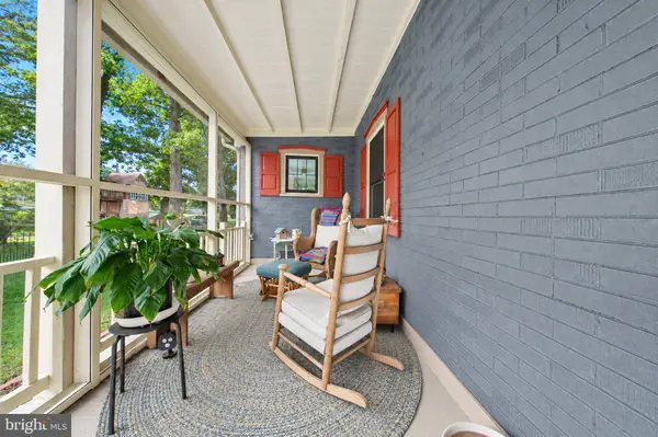 102 WEST AVE, Pitman, NJ 08071