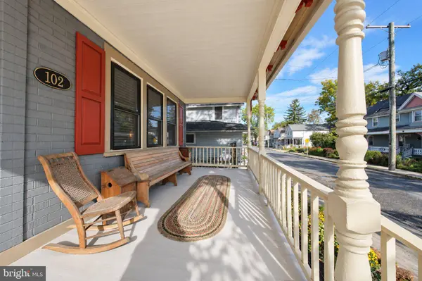 102 WEST AVE, Pitman, NJ 08071