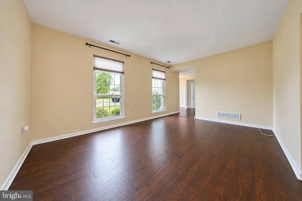 23 IRIS CT, Mount Laurel, NJ 08054