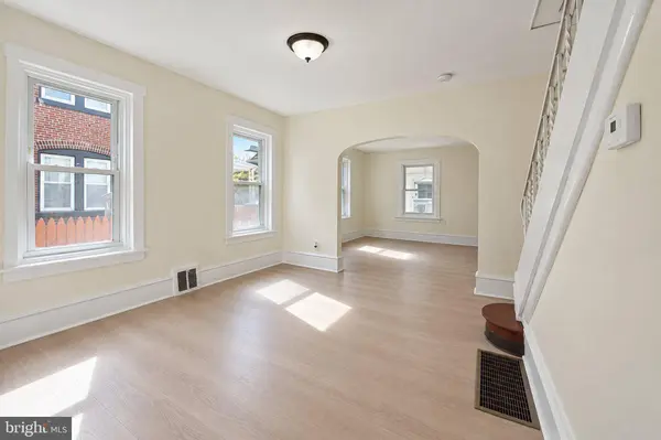 705 POWELL ST, Gloucester City, NJ 08030