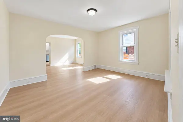 705 POWELL ST, Gloucester City, NJ 08030