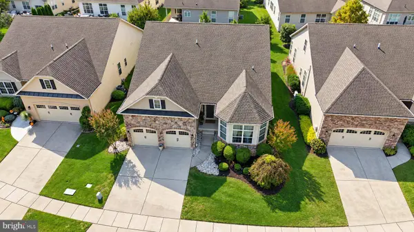 6 COPLEY CIR, West Berlin, NJ 08091