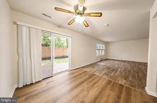 205 CHAUCER CT #A, Mount Laurel, NJ 08054