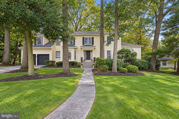 8 YORKSHIRE DR