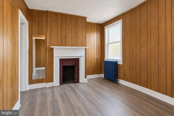46 E UNION ST, Burlington, NJ 08016