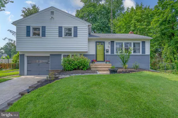 20 RANDOLPH DR, Mount Holly, NJ 08060