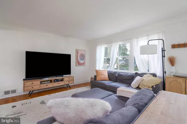 20 RANDOLPH DR, Mount Holly, NJ 08060