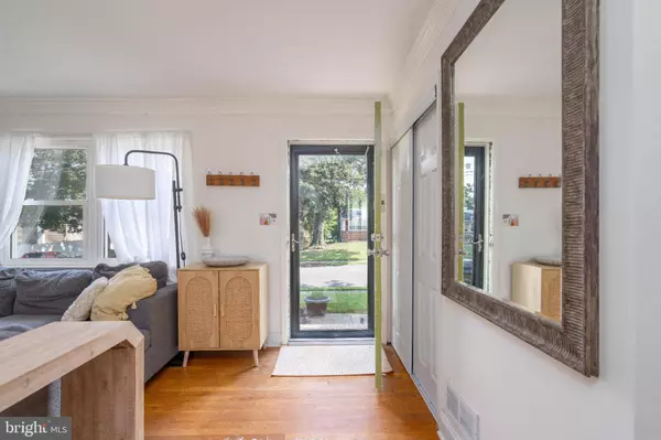 20 RANDOLPH DR, Mount Holly, NJ 08060