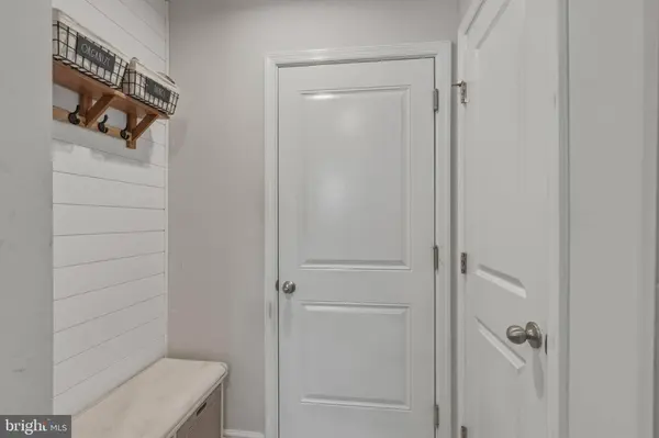 102 CISELEY DR, Sicklerville, NJ 08081