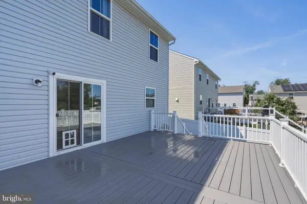 102 CISELEY DR, Sicklerville, NJ 08081