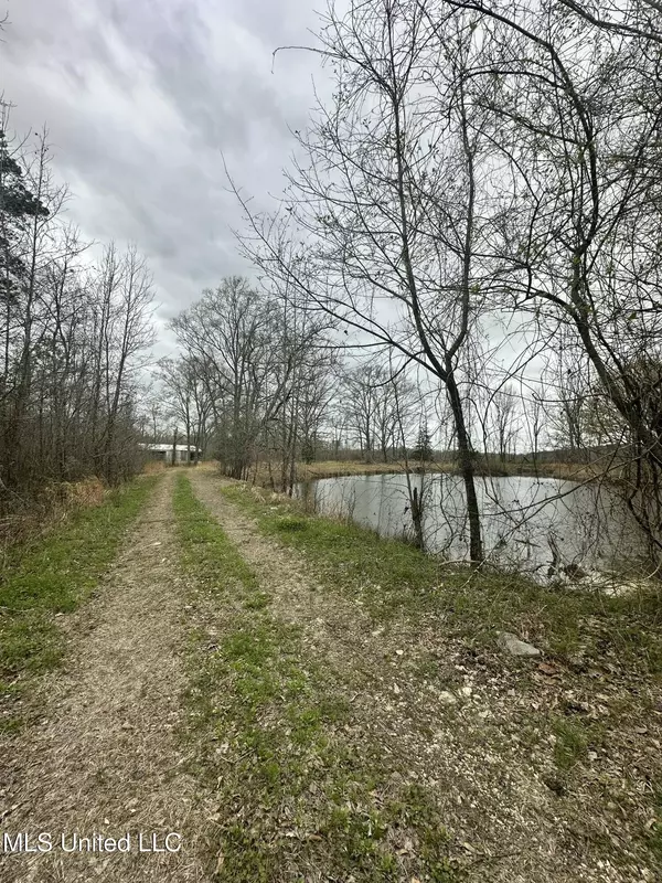 523 Abernathy Road, Flora, MS 39071