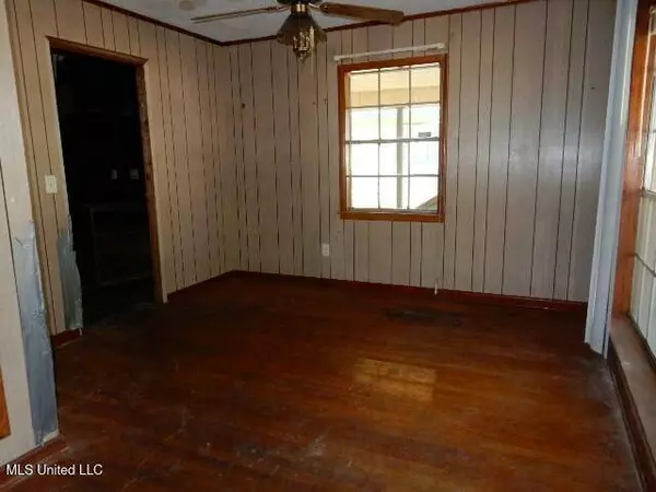 608 E 11th Street, Laurel, MS 39440