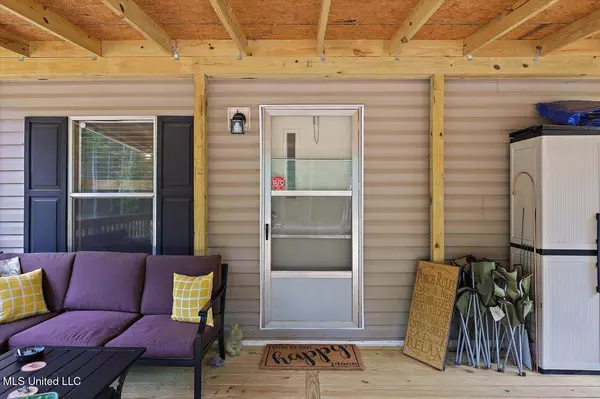 126 Haynes Chapel Road, Pelahatchie, MS 39145