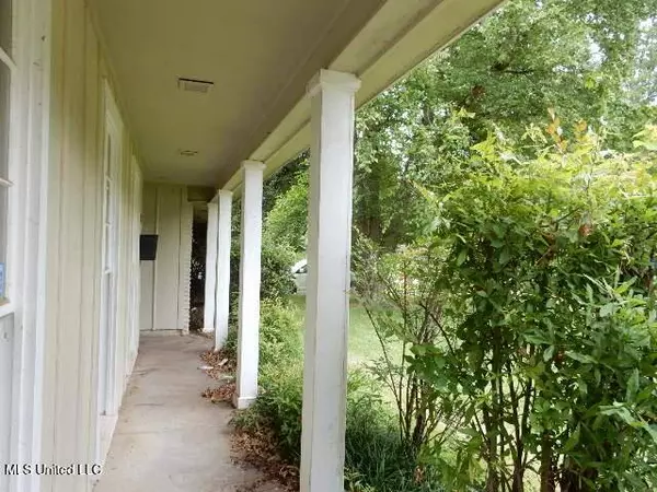 1510 Springridge Drive, Jackson, MS 39211