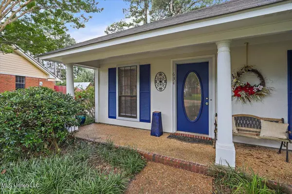 634 Twin Harbor Place, Madison, MS 39110