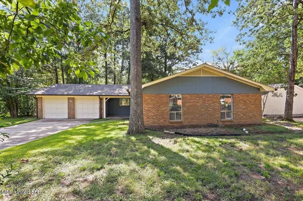 104 Holly Trail, Brandon, MS 39047