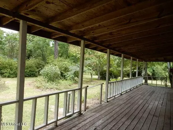 42 Foots Smith Road, Lumberton, MS 39455