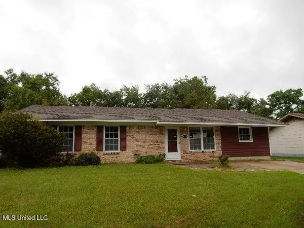 2607 W Stevens Circle, Gulfport, MS 39503