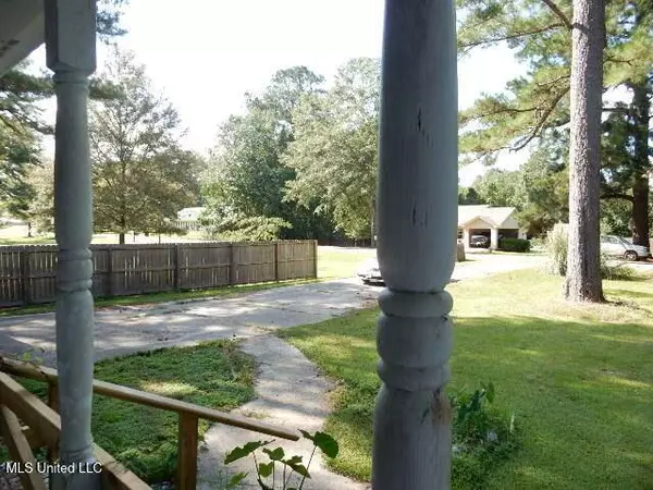 912 River Road Estates, Taylorsville, MS 39168