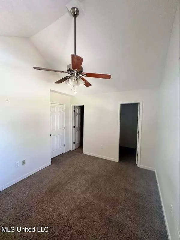 512 Flynn Court, Pearl, MS 39208