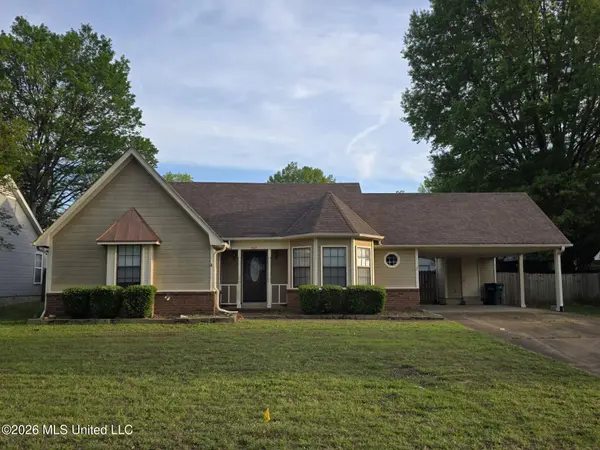 647 Woodsmoke Drive, Southaven, MS 38671